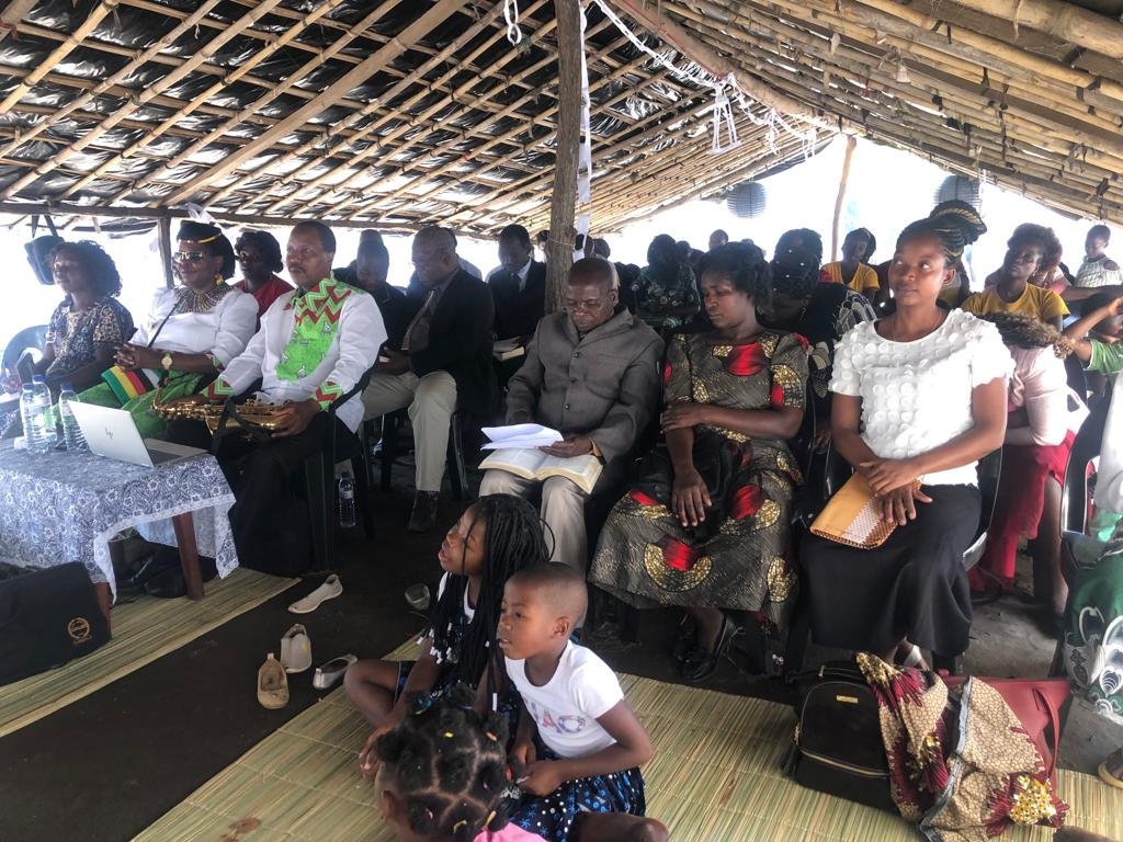 The congregation at a TCI Mozambique service